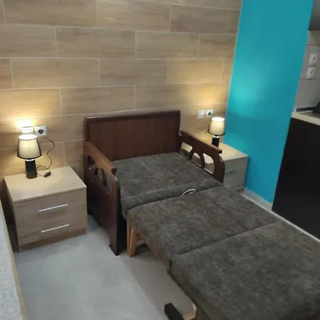 G M 2 Kentro In The Heart Of The * Larissa