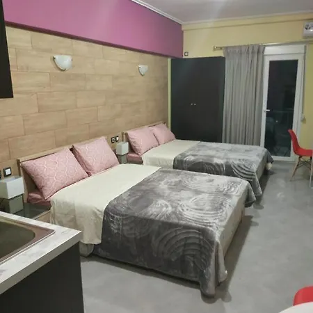 G M 2 Kentro In The Heart Of The